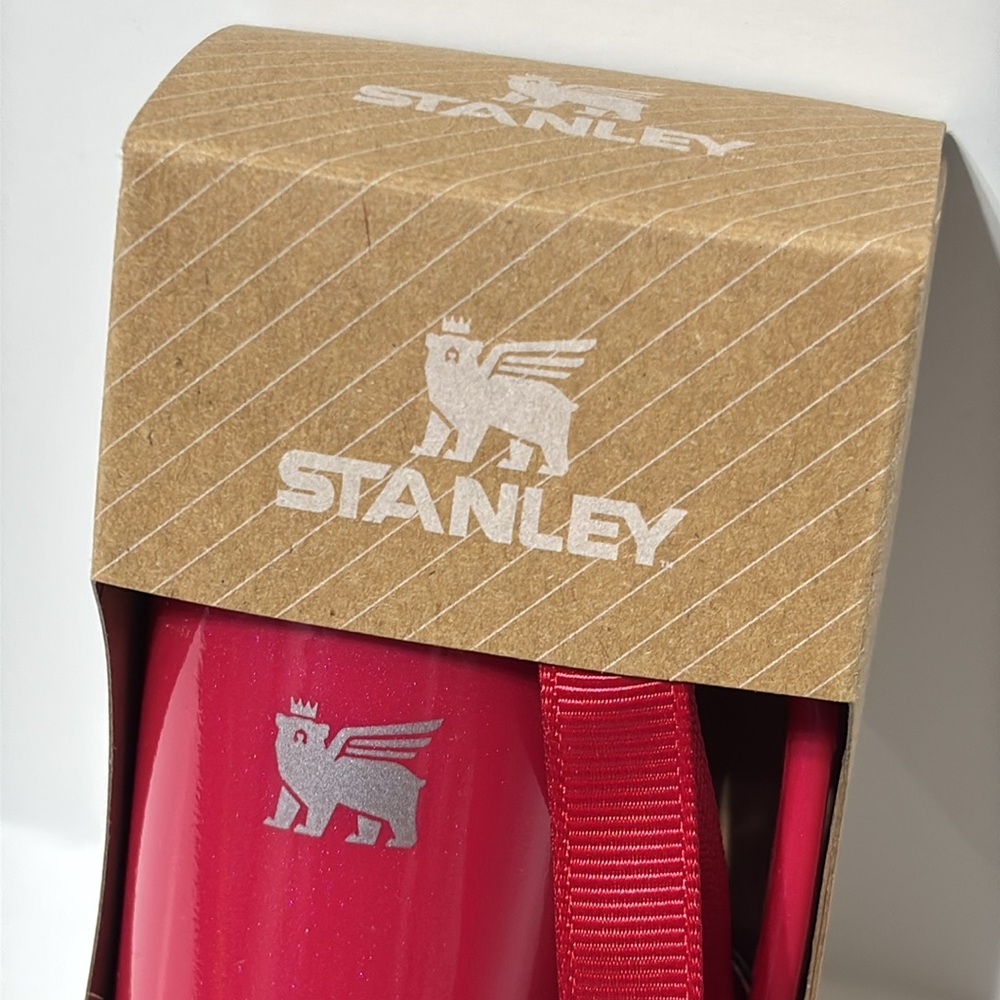 Stanley LIMITED EDITION 2024 Mini Quencher Keychain Ornament - Picture 9 of 16